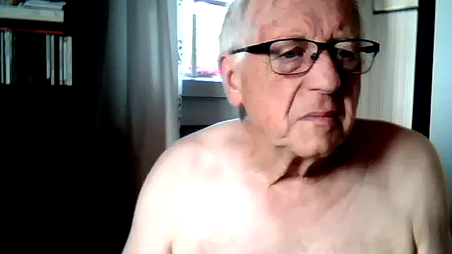 johnjohn622662 online show from 07/05/26, 08:10