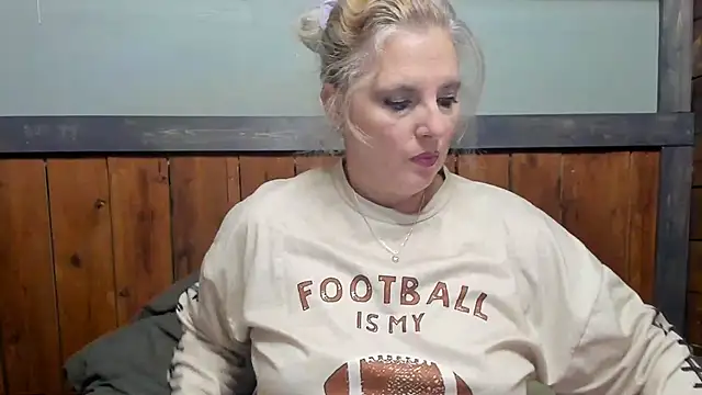 lisaxlovexxx online show from 09/19/25, 05:02