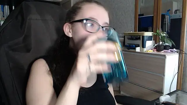 AnKey Rayah online show from 12/14/24, 01:59