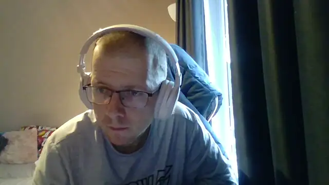 Snapshot of David250692 chatting on 03/27/26, 08:48 David250692 online show from 03/27/26, 08:48
