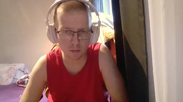 Snapshot of David250692 chatting on 05/25/26, 11:49 David250692 online show from 05/25/26, 11:49