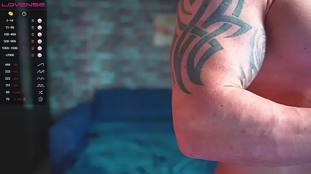 mark normal online show from 01/31/25, 02:37