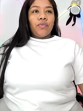 paola091 online show from 12/18/25, 02:06