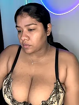 paola091 online show from 02/19/26, 11:39