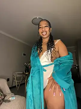 CurvyDesire1 online show from 07/03/26, 06:25