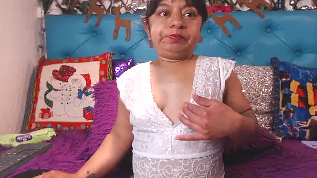 SARAWILLS online show from 12/15/25, 02:21