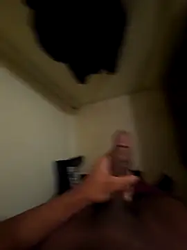 Snapshot of BBCBULLYSHOCK chatting on 10/29/25, 08:38 BBCBULLYSHOCK online show from 10/29/25, 08:38