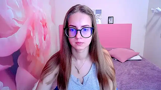 AliceAdams online show from 12/17/24, 04:21