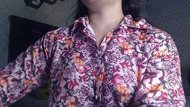 Snapshot of Indian_Anu chatting on 10/02/25, 06:59 Indian Anu online show from 10/02/25, 06:59