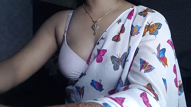 Snapshot of Indian_Anu chatting on 10/12/25, 08:35 Indian Anu online show from 10/12/25, 08:35