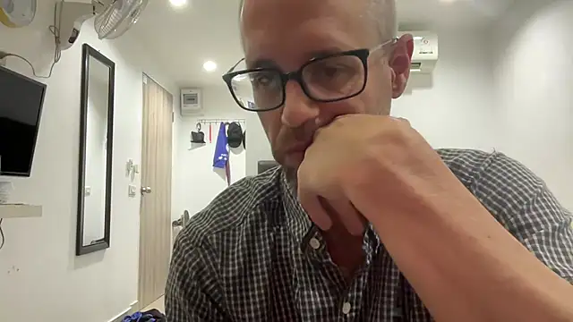 CamCrestXXX online show from 12/10/24, 06:22