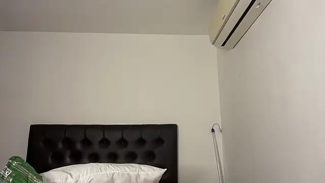 CamCrestXXX online show from 01/29/25, 09:44