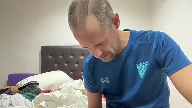 CamCrestXXX online show from 02/06/25, 12:26