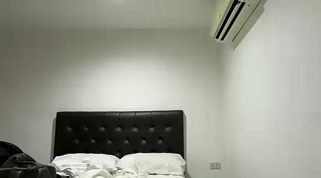 CamCrestXXX online show from 03/22/25, 11:21