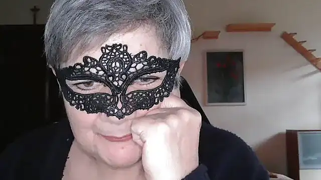 Snapshot of simona60 chatting on 02/12/25, 02:21 simona60 online show from 02/12/25, 02:21