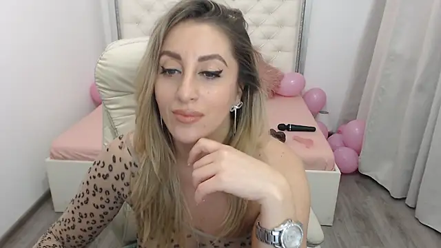 erykajoy online show from 02/28/25, 08:31