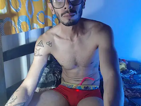 alisterxxx online show from 05/28/26, 02:42