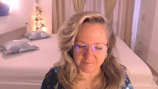 Raisshy online show from 11/14/25, 07:18