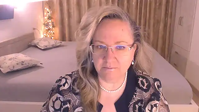 Raisshy online show from 04/16/26, 04:02