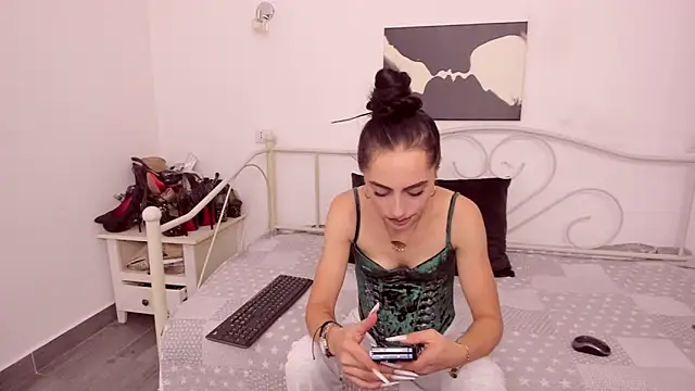 jessystarr online show from 10/19/25, 11:44