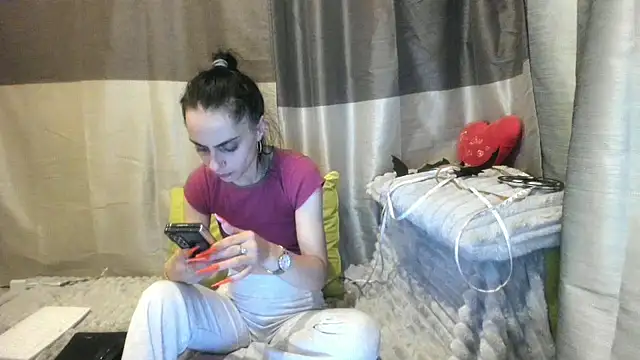 jessystarr online show from 11/03/25, 05:14