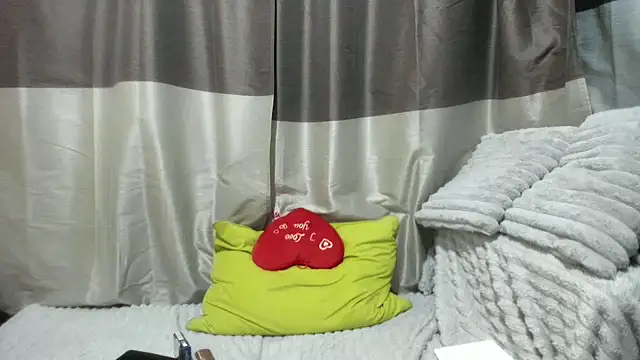 jessystarr online show from 11/18/25, 06:01