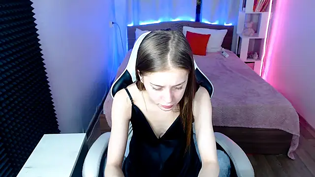 Snapshot of Kira_honeyy chatting on 01/23/25, 02:17 Kira honeyy online show from 01/23/25, 02:17