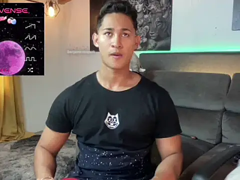 Snapshot of BenjaminCooperk chatting on 03/09/25, 05:06 BenjaminCooperk online show from 03/09/25, 05:06