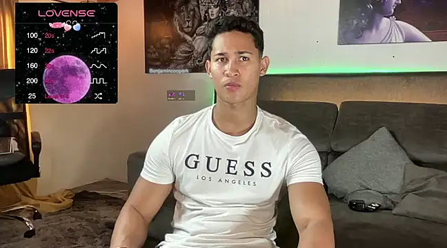 Snapshot of BenjaminCooperk chatting on 03/12/25, 09:03 BenjaminCooperk online show from 03/12/25, 09:03