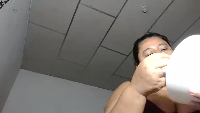 adrixxx38 online show from 03/11/26, 05:02