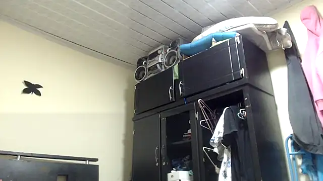 adrixxx38 online show from 05/08/26, 08:30