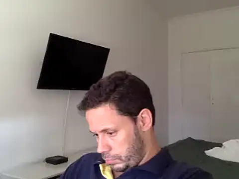 FelipeRiver online show from 03/18/25, 02:04