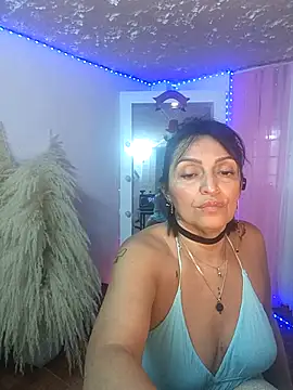 zullyxhot online show from 12/13/25, 08:58