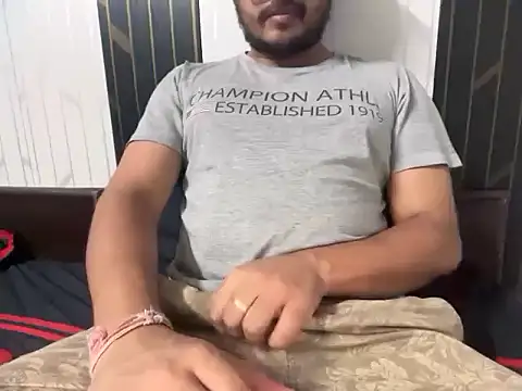 nishantsaraswat online show from 09/17/25, 04:52