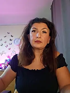 Snapshot of Hotangel75 chatting on 10/16/25, 08:48 Hotangel75 online show from 10/16/25, 08:48