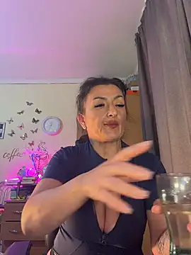 Hotangel75 online show from 06/17/26, 05:58