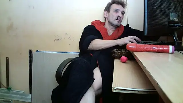 dundyFocus online show from 11/26/25, 03:57