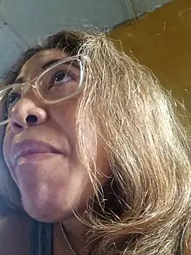 mila38 online show from 10/11/25, 08:02