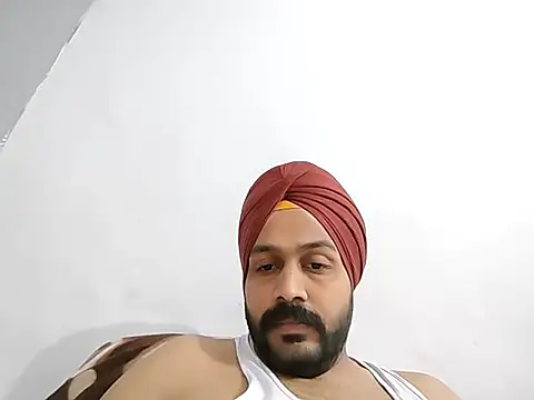 Snapshot of tejvirdhanoa chatting on 12/18/25, 06:41 tejvirdhanoa online show from 12/18/25, 06:41
