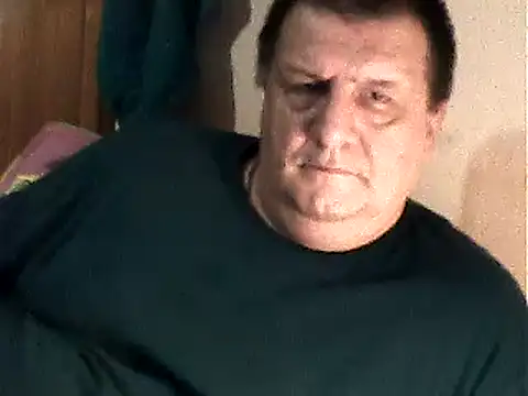 Snapshot of Vyrtous579 chatting on 12/17/24, 03:39 Vyrtous579 online show from 12/17/24, 03:39