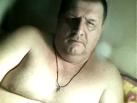 Snapshot of Vyrtous579 chatting on 02/26/25, 03:32 Vyrtous579 online show from 02/26/25, 03:32