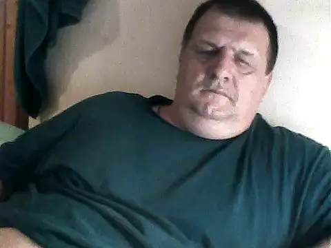 Snapshot of Vyrtous579 chatting on 10/14/25, 03:02 Vyrtous579 online show from 10/14/25, 03:02