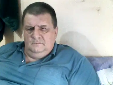 Snapshot of Vyrtous579 chatting on 11/30/25, 03:27 Vyrtous579 online show from 11/30/25, 03:27