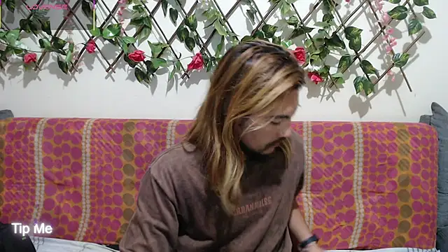 Jack Emily1 online show from 03/04/26, 09:21