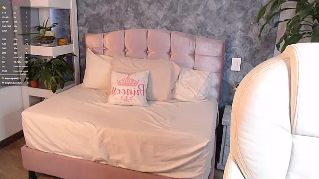 niko robin online show from 10/18/25, 05:25