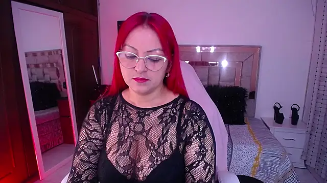 salomecastro  online show from 09/30/25, 03:44