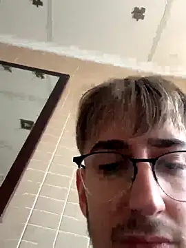 Troycm online show from 10/08/25, 01:53