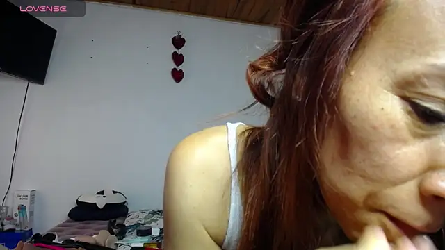 cristin doll  online show from 02/20/25, 02:46