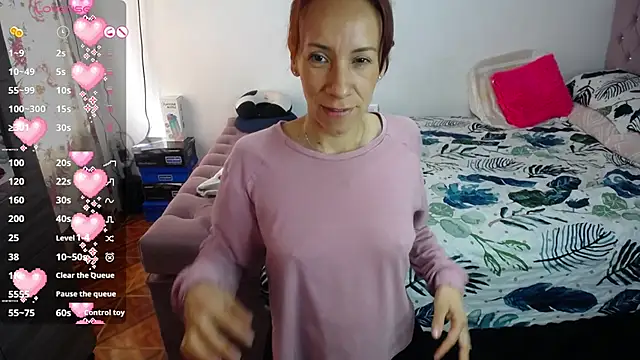 cristin doll  online show from 03/05/25, 02:01