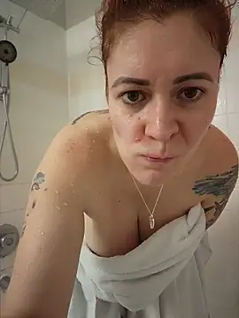 HollyTattoo online show from 10/07/25, 06:49